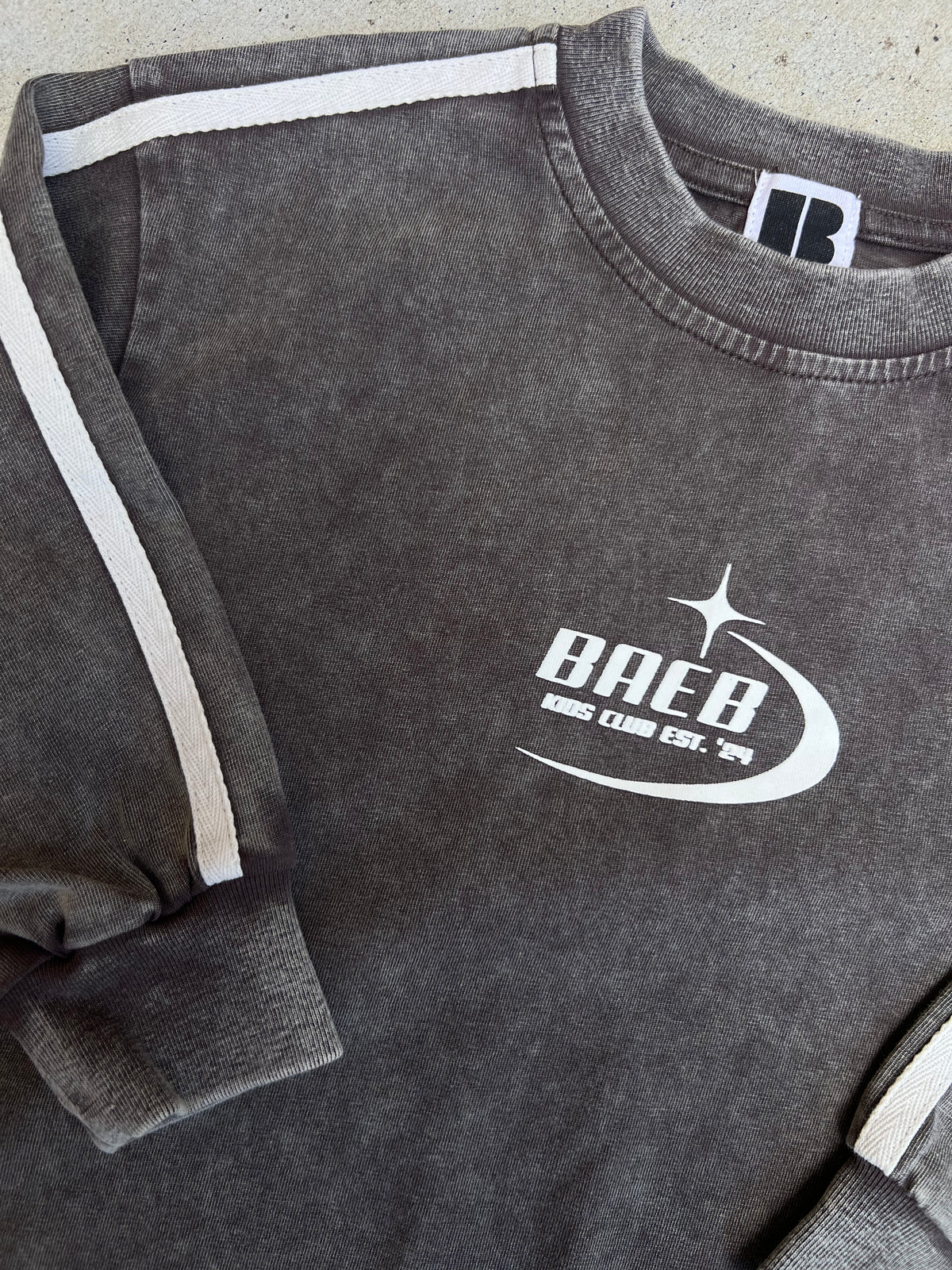 SAMPLE - Long Sleeve (washed brown)