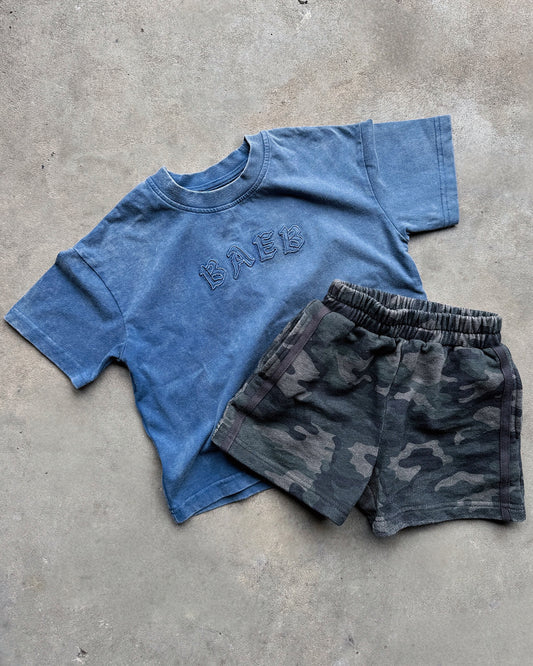 The Appliqué Tee - Washed Blue