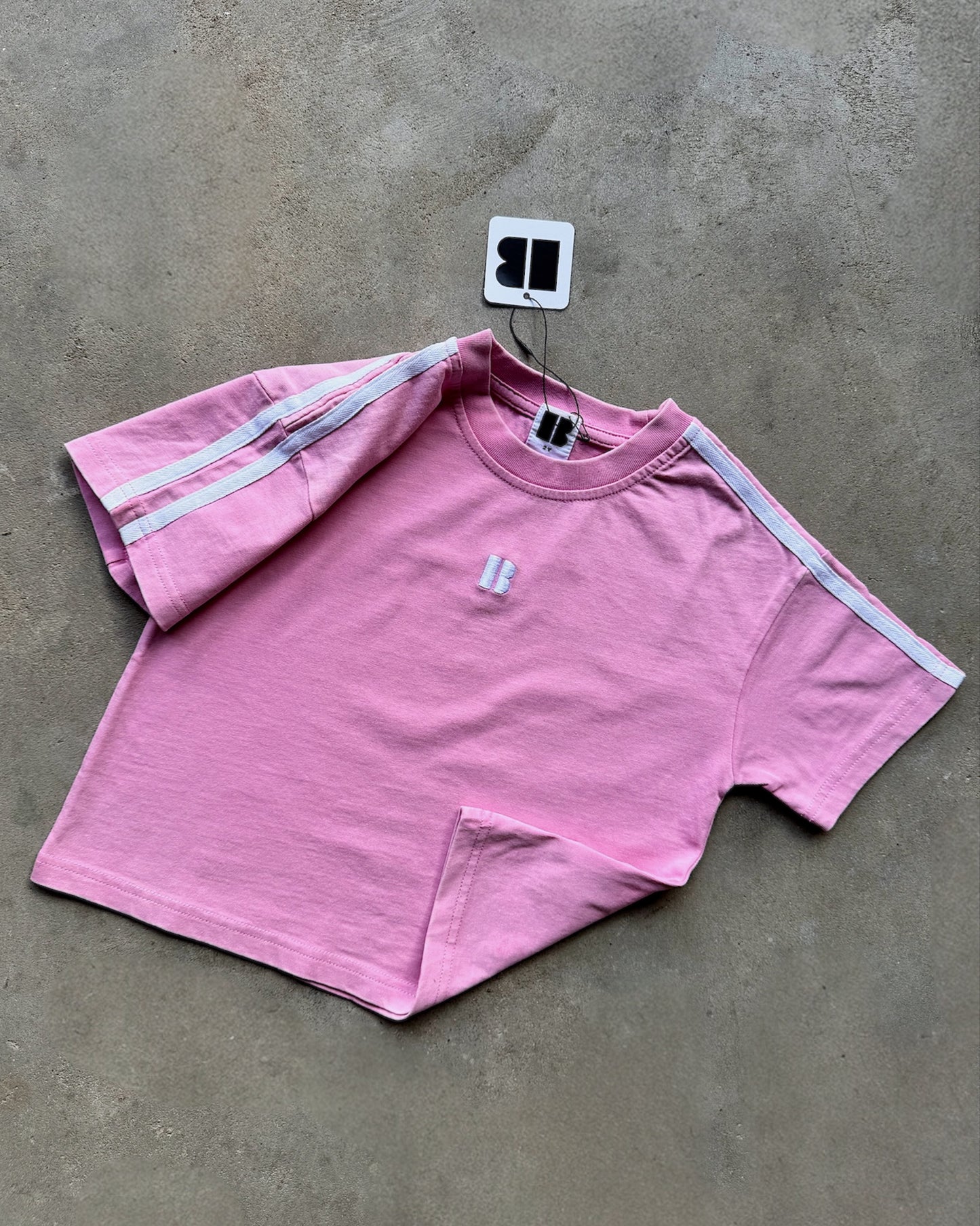 The Everyday Signature Tee - Washed Pink